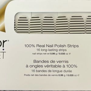 Between the Lines  (Retired) - Color Street